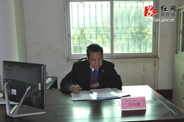 //images.rednet.cn/articleimage/2014/12/13/112049186.jpg